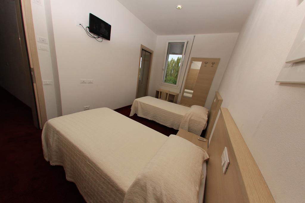 Park Hotel Italia Tezze sul Brenta Szoba fotó